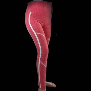 ALO Yoga Continuity Leggings .